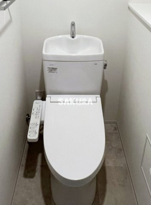 【トイレ】 | SCL関内 | 落ち着いた色調のトイレです♪
