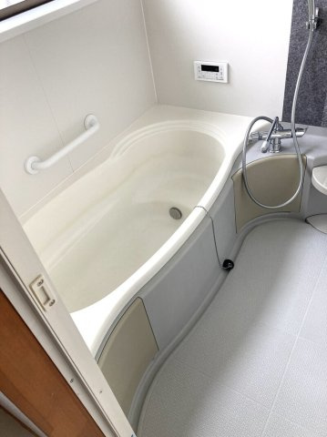 西条市丹原町池田1169-5　中古戸建の浴室