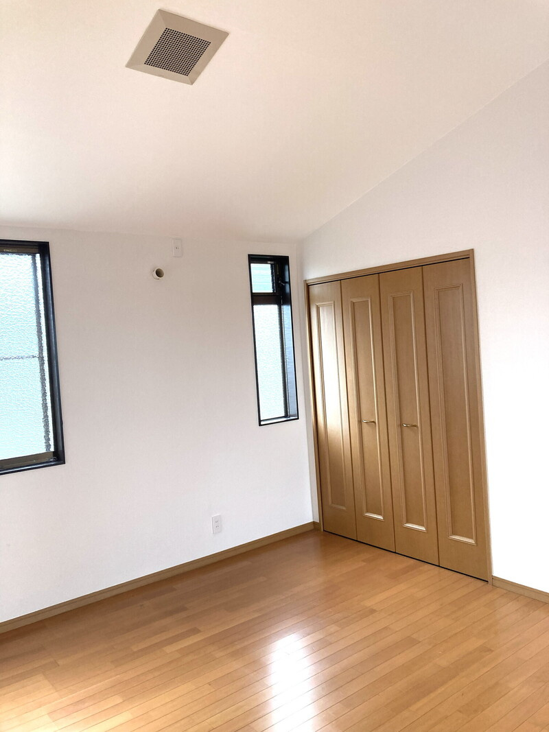 西条市丹原町池田1169-5　中古戸建の洋室