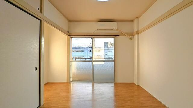 文蔵ハイツの居間・リビング