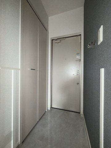 【玄関】 | レジリエント | 同建築メーカー施工類似写真