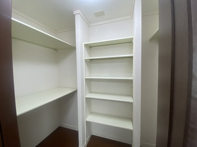 常滑市飛香台2丁目の収納|WIC完備☆