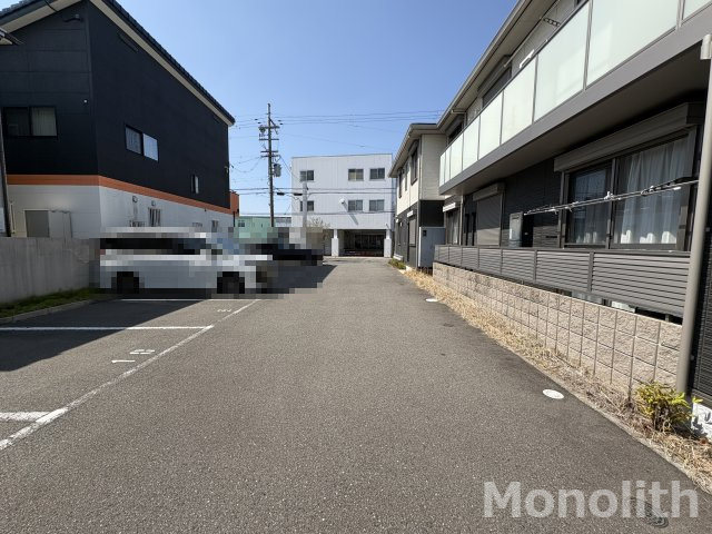 シャーメゾンKOKOMOの駐車場