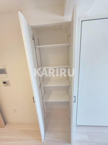 セレニテ蒲生四丁目駅前アリエの収納|階数・部屋によってカラーパターン違い（カームブルー・ヘリンボーン・マーブルグレー）