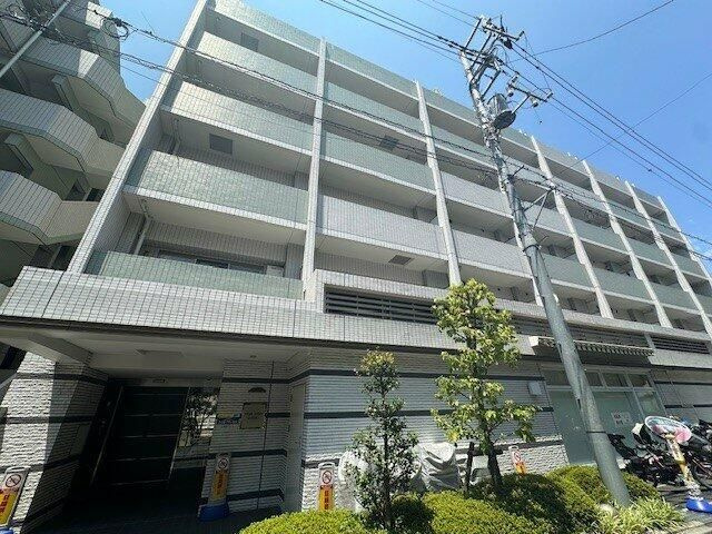 プライムアーバン千駄木の外観