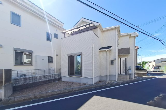 岸和田市池尻町の前面道路含む現地写真|前面道路を含む外観