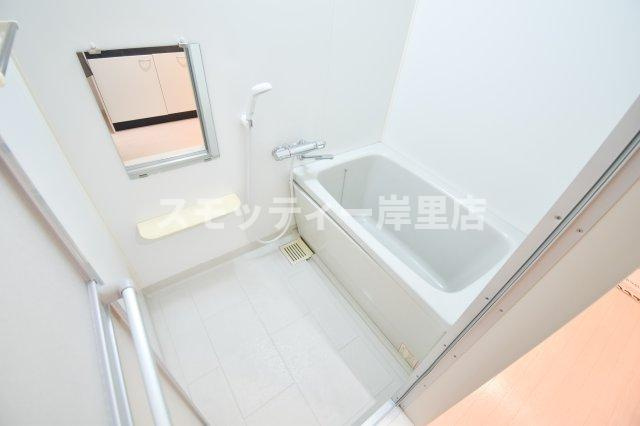 モンターニュロンドIの浴室