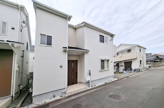 泉大津市清水町の前面道路含む現地写真|前面道路を含む外観