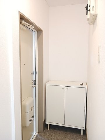 フォンテーヌシャトレⅠの玄関