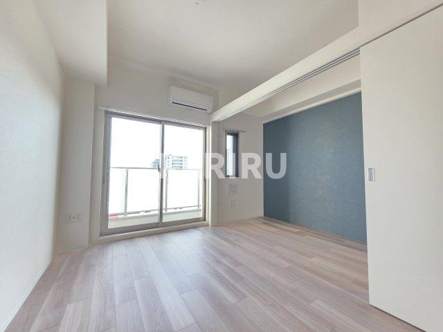 セレニテ蒲生四丁目駅前アリエの寝室|階数・部屋によってカラーパターン違い（カームブルー・ヘリンボーン・マーブルグレー）