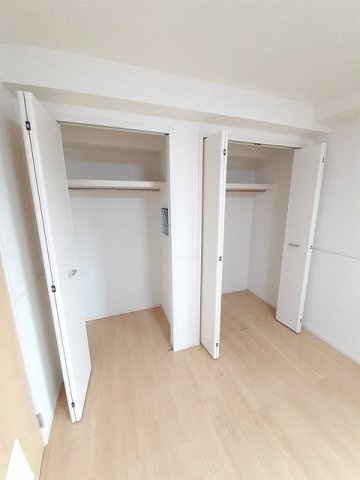 メゾン　ド　レスポワールの収納