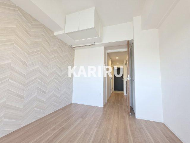 セレニテ蒲生四丁目駅前アリエの居間・リビング|階数・部屋によってカラーパターン有（カームブルー・ヘリンボーン・マーブルグレー）