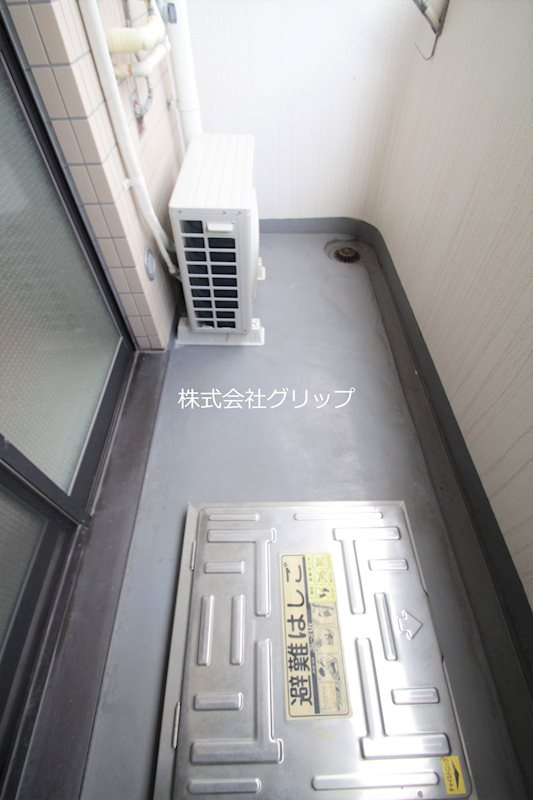 横浜平沼ダイカンプラザⅢのバルコニー