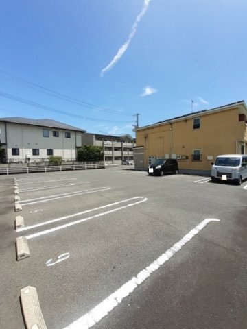 コンフィデンテ　Ｂの駐車場