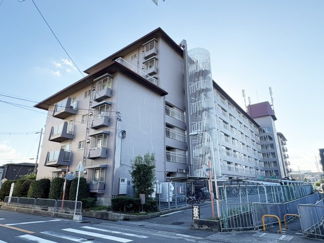 クローバーハイツ高槻総持寺
