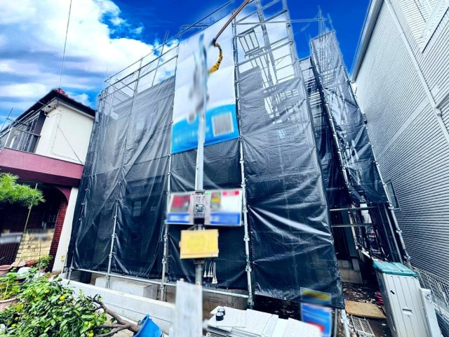 【外観】 | 練馬区春日町4丁目　新築一戸建住宅　全1棟　（成増店） | スーパーやドラックストアが近く生活に便利な環境