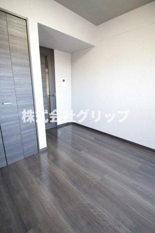 Le'a横濱反町駅前の洋室