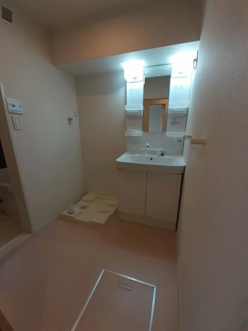 リーリエ　Ⅱの洗面所