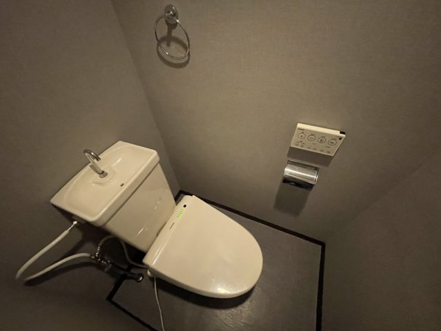 ロイヤルメゾン六甲Ⅴのトイレ