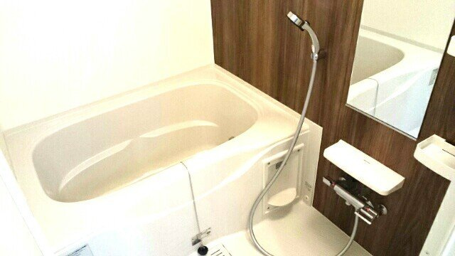 アイフラット日新Ⅱの浴室