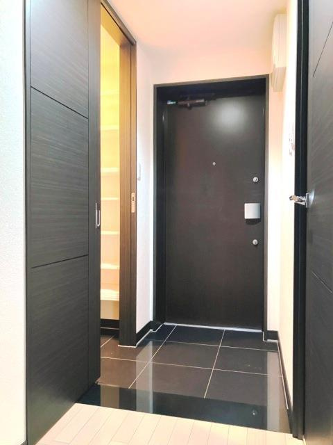 デュオプレステージ姫路駅前　の玄関