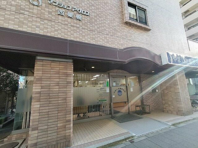 マンションアクロス西巣鴨のエントランス