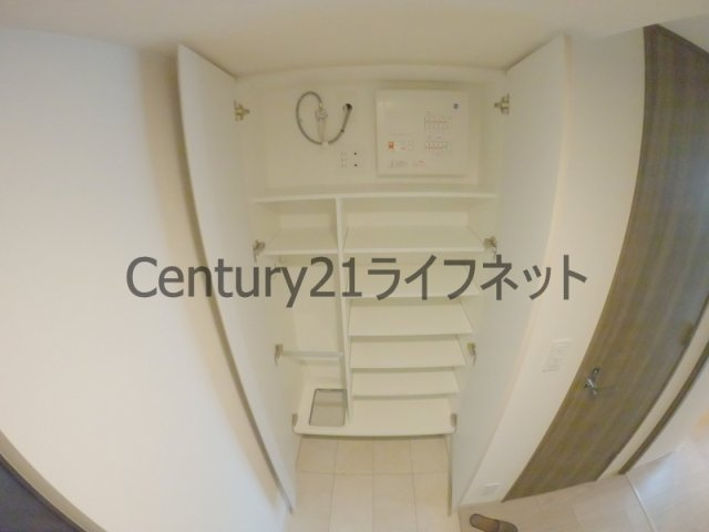 【玄関】 | コンフォリアリヴ南森町Q