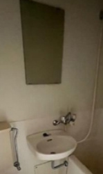 横須賀市馬堀町４丁目のアパートの洗面所