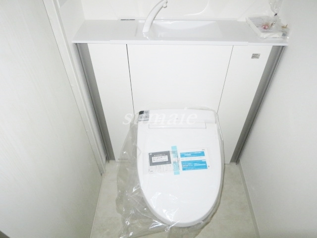 レジェンダリーガーデン赤羽ウェストビューのトイレ|温水洗浄機能付きトイレです☆