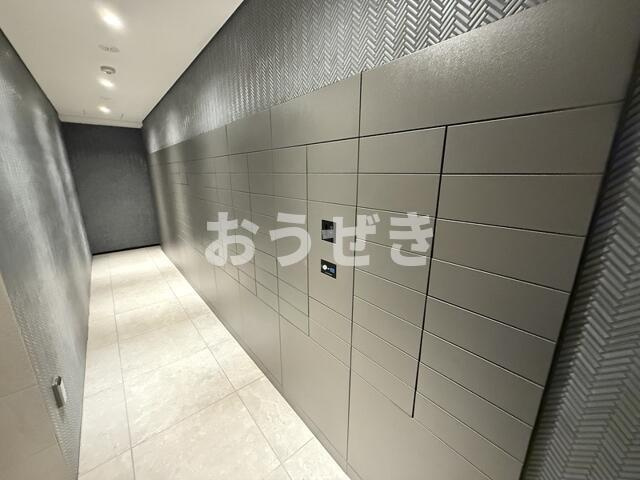 ＯＮＥ　ＲＯＯＦ　ＲＥＳＩＤＥＮＣＥ　ＫＩＢＡ　ＥＡＳＴのエントランス