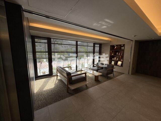 ＯＮＥ　ＲＯＯＦ　ＲＥＳＩＤＥＮＣＥ　ＫＩＢＡ　ＥＡＳＴのロビー