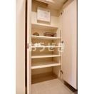 ＯＮＥ　ＲＯＯＦ　ＲＥＳＩＤＥＮＣＥ　ＫＩＢＡ　ＥＡＳＴの収納