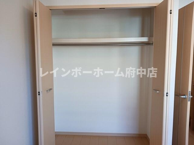 メゾン・ド・グリシーヌⅡの収納