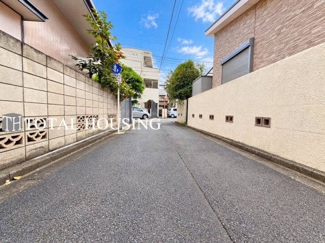 【前面道路含む現地写真】 | 三鷹市新川6丁目　売地　全1l区画