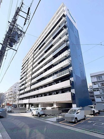 プレサンスTHE新栄の外観