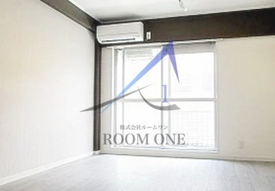 フローレンスハイムの居間・リビング|洋室のお部屋です。
