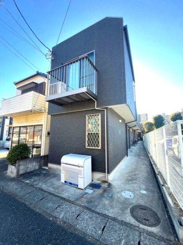 アージュドール新検見川の外観