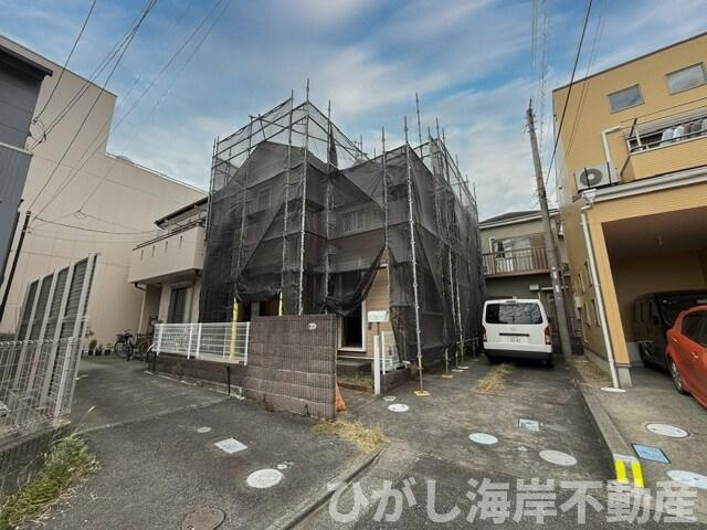 平塚市四之宮１丁目　中古戸建の外観|10月19日撮影　新規リフォーム中　現地外観