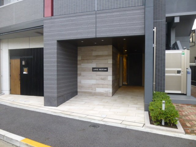 ラピス曳舟のエントランス