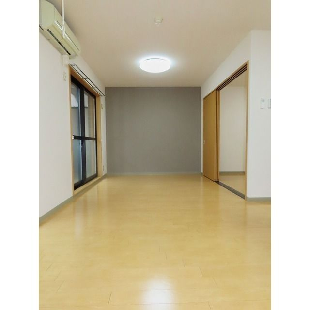 ハートフルタウン　桜の居間・リビング