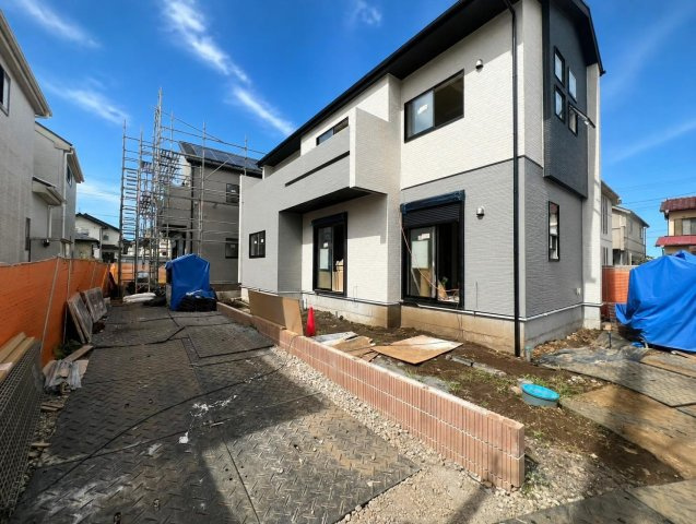 日野市大坂上２丁目の前面道路含む現地写真
