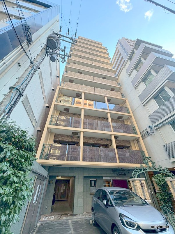 ジュネーゼグラン心斎橋東　仲介手数料無料の外観