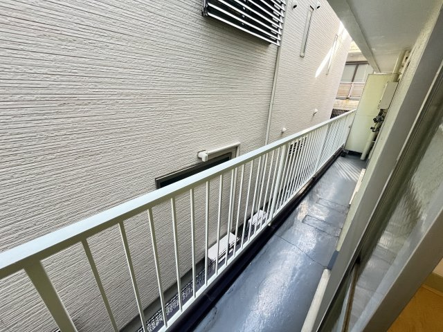 【バルコニー】 | ロイヤルハイツ