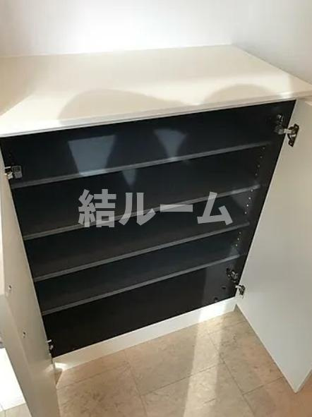 豊島区西巣鴨３丁目のアパートの玄関|別号室参考写真