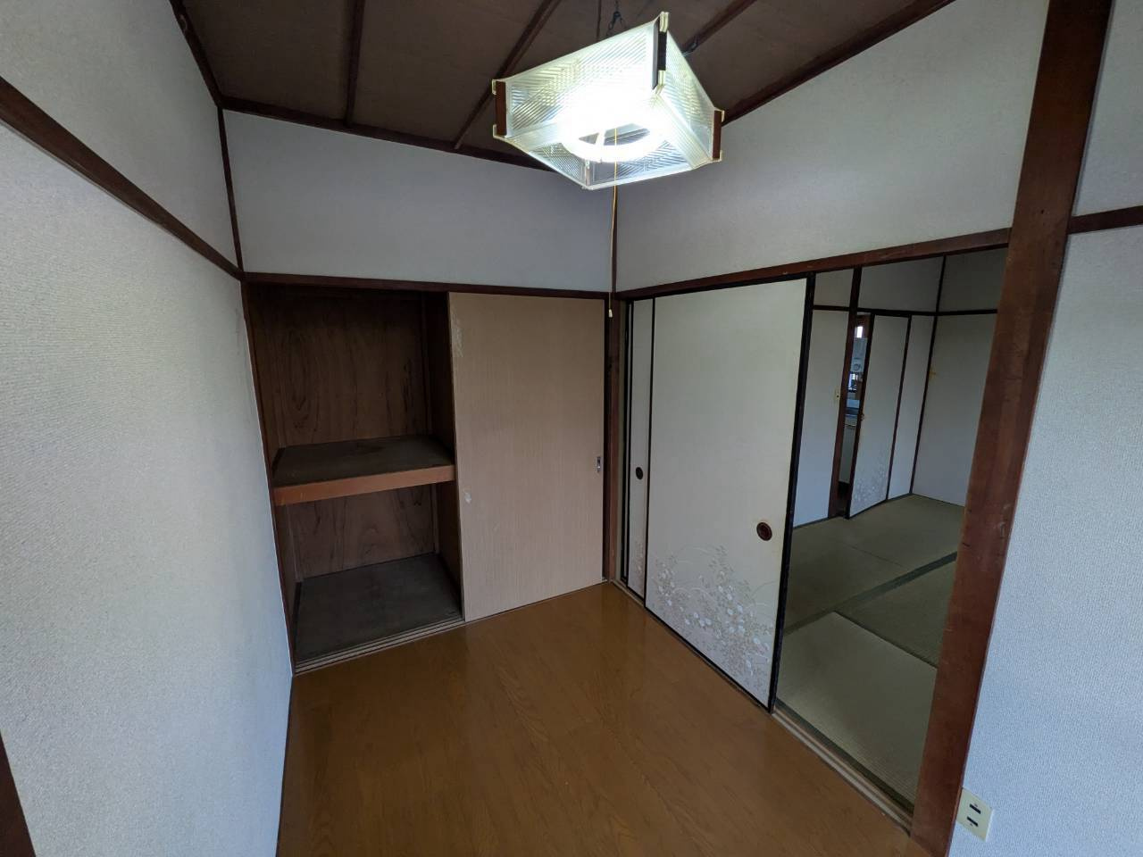 泉町綿貫様貸家Bの洋室|明るい洋室です