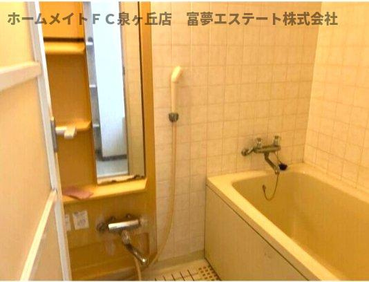 メゾンドールラーバン和泉3番館の浴室