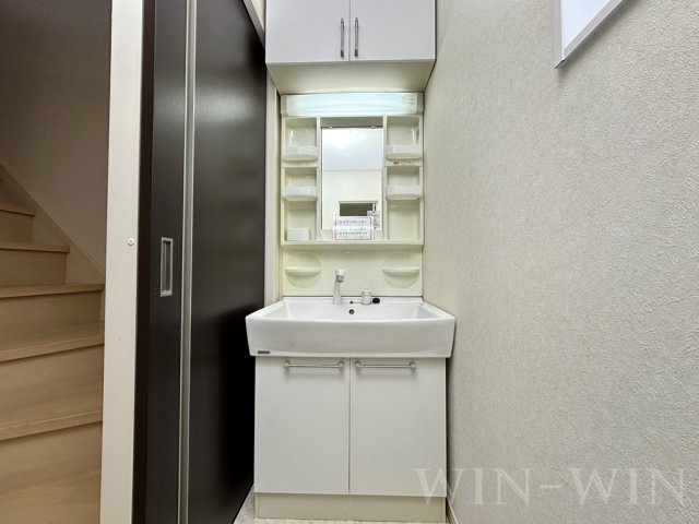 YAMATOの独立洗面台|イメージ（同建物内別部屋の写真です）