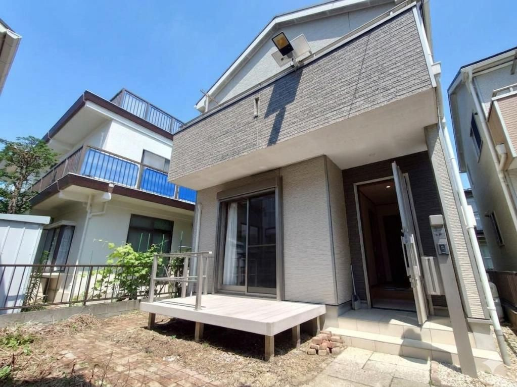 坂戸市鶴舞２丁目　中古売戸建の外観