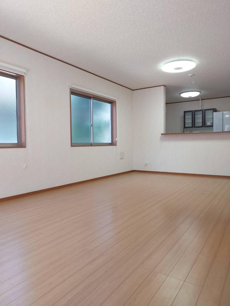 坂戸市鶴舞２丁目　中古売戸建の洋室
