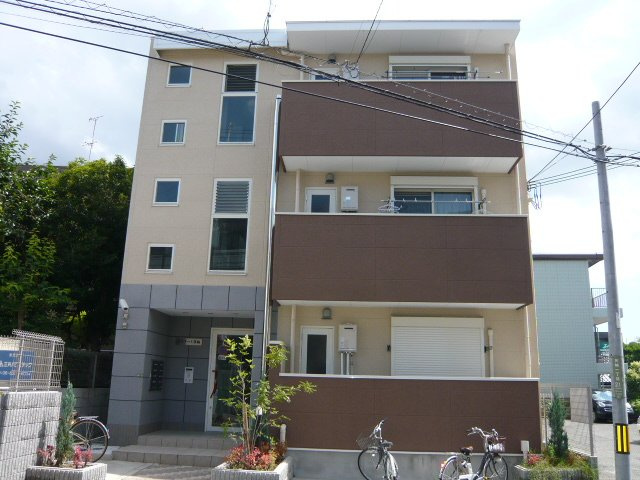 エステート箕輪の外観